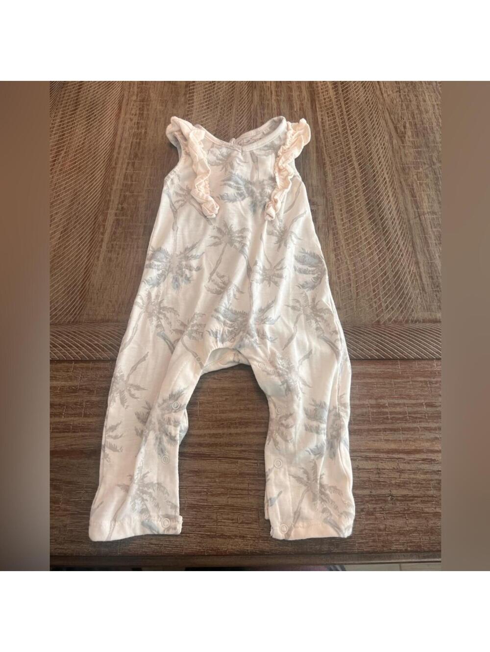 Jessica Simpson Baby Girl White and Gray Sleeveless Ruffle Romper 6-9 Months